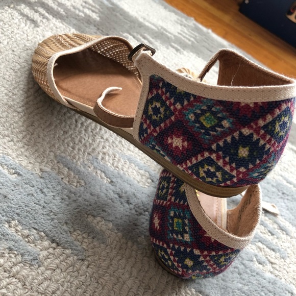 Rampage Flats size 8.5. New. - Picture 3 of 5